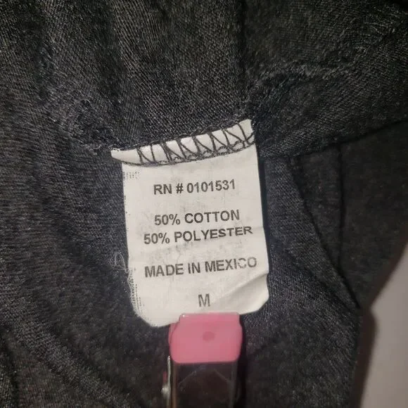 JUST ONE MORE EPISODE Dark Gray Short Sleeve T Shirt Size Medium - Picture 4 of 5